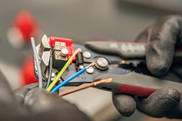 Best Emergency Electrician Near Me  in Hampton, IL