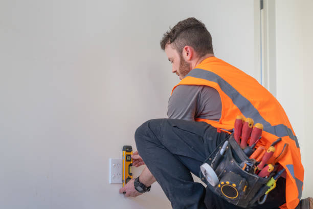 Best Emergency Electrical Repair  in Hampton, IL